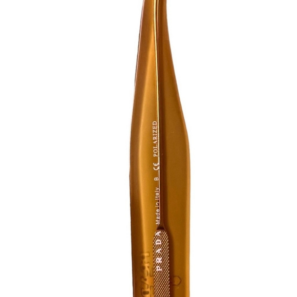 Authentic PRADA Havana Tortoise Sunglasses
SPR 17OS FAL - 121 / 54MM - Picture 9 of 9